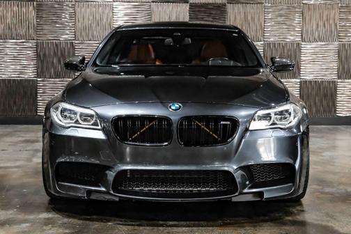 Black 2014 BMW M5 Base
