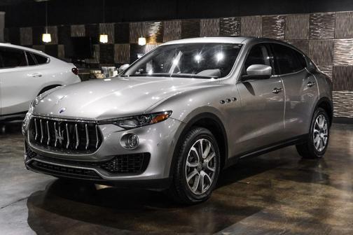 Gray 2017 Maserati Levante Base