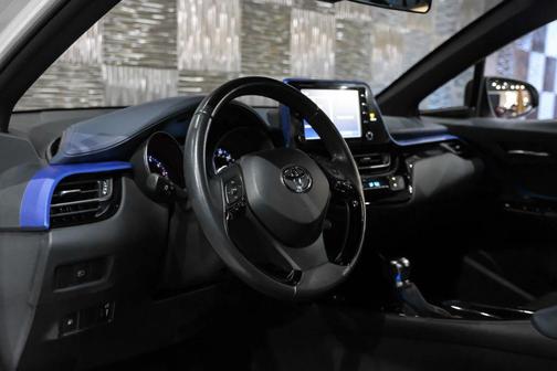 2021 Toyota C-HR XLE