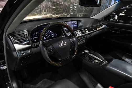 Obsidian 2015 Lexus LS 460 L