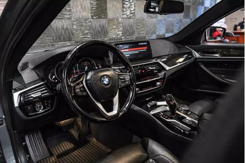 2017 BMW 530 530i Sedan 4D