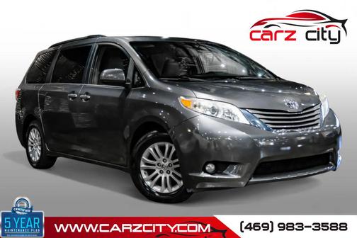 2017 Toyota Sienna XLE