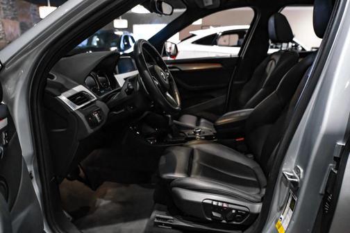 Glacier Silver Metallic 2019 BMW X1 sDrive28i