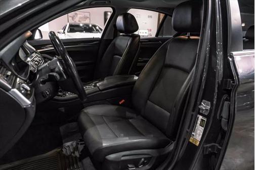 2016 BMW 535 535i Sedan 4D