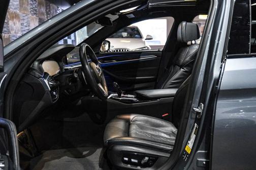 Mediterranean Blue Metallic 2020 BMW M550 i Xdrive