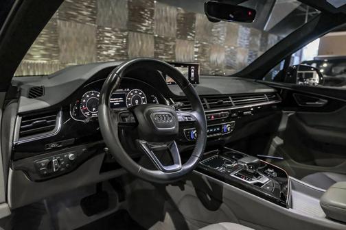 Blue 2018 Audi Q7 3.0T Prestige