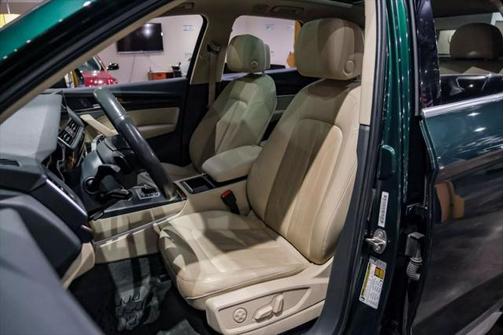 2018 Audi Q5 2.0T Premium Plus