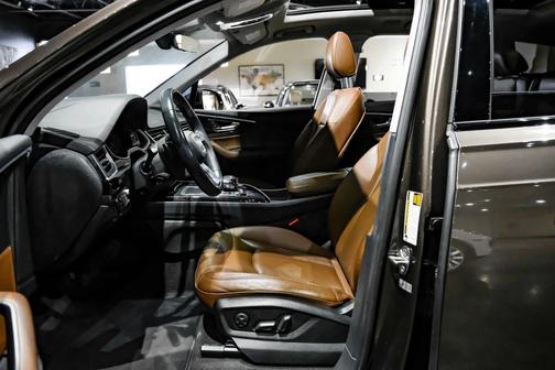 2017 Audi Q7 3.0T Prestige