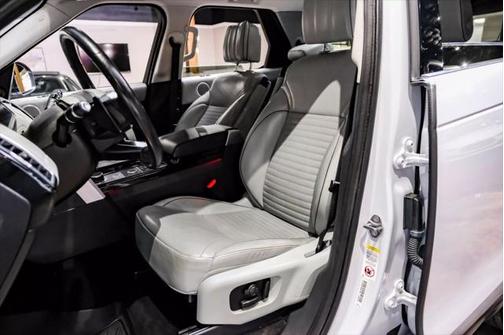 2017 Land Rover Discovery HSE LUXURY