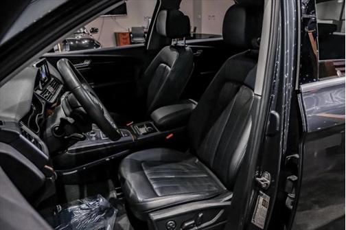 2018 Audi Q5 2.0T Premium Plus