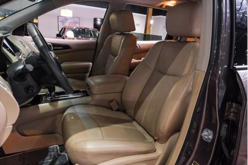 2016 Nissan Pathfinder Platinum