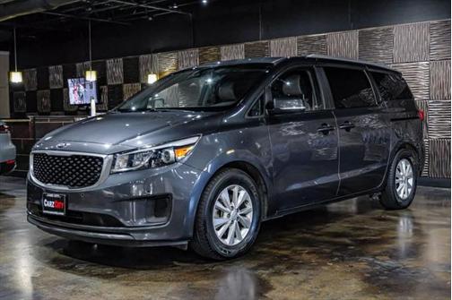 2017 Kia Sedona LX