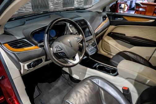 2017 Lincoln MKC Select