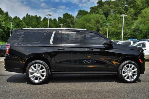 2024 Chevrolet Suburban High Country