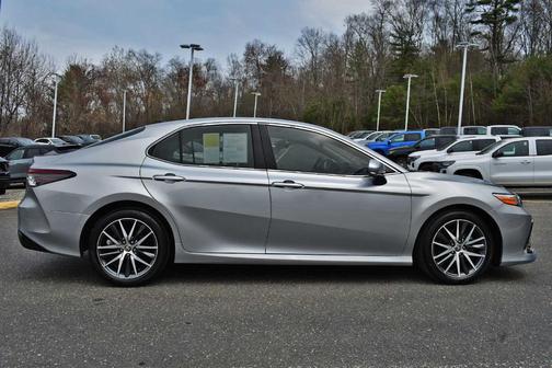 2022 Toyota Camry XLE