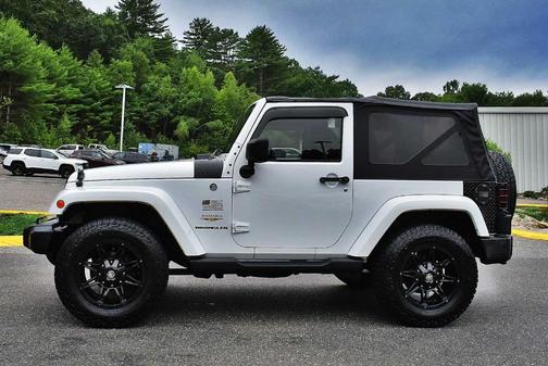 2012 Jeep Wrangler Sahara