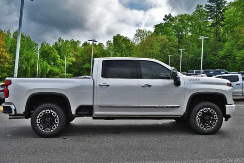 2025 Chevrolet Silverado 3500 High Country