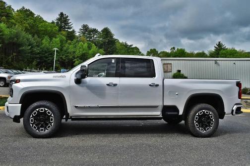 2025 Chevrolet Silverado 3500 High Country