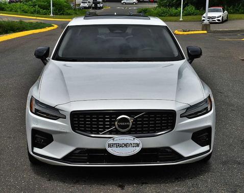 2025 Volvo S60 B5 Core