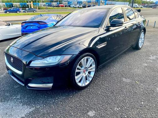 2017 Jaguar XF 20d Prestige