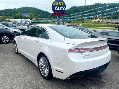 2013 Lincoln MKZ Base