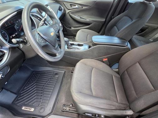 2021 Chevrolet Malibu FWD LT