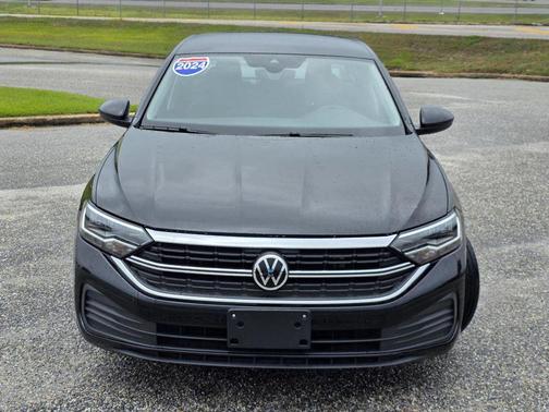 Black 2024 Volkswagen Jetta 1.5T S