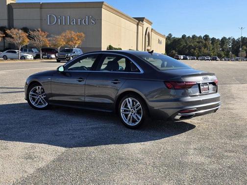 2022 Audi A4 45 S line Premium Plus