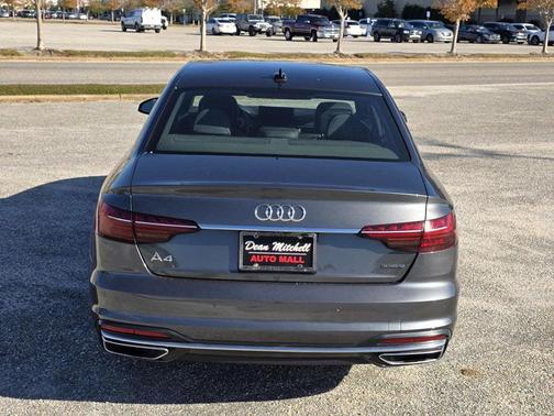2022 Audi A4 45 S line Premium Plus