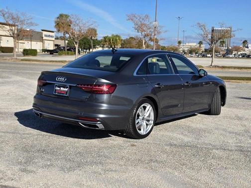 2022 Audi A4 45 S line Premium Plus