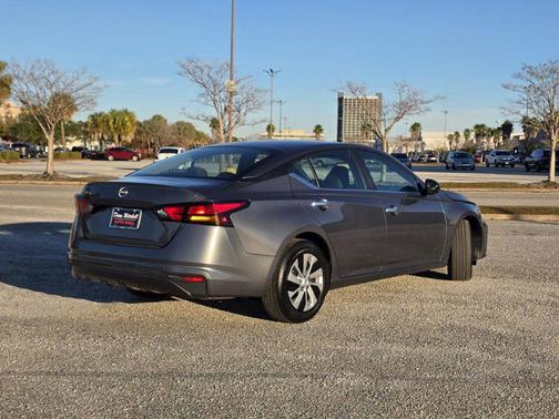 2024 Nissan Altima S FWD