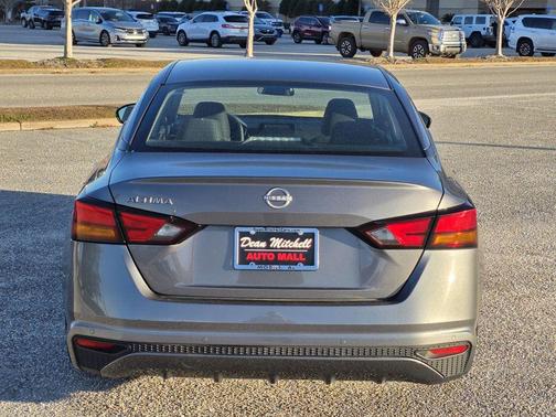 2024 Nissan Altima S FWD