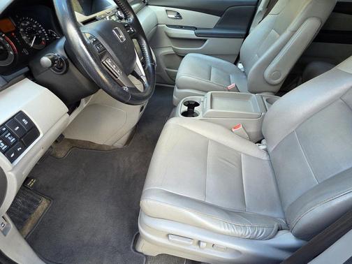 Grey 2014 Honda Odyssey Touring Elite