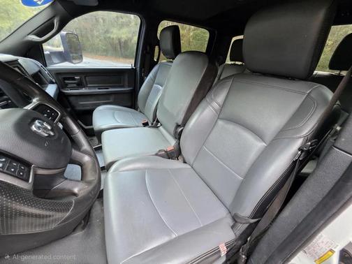 2021 RAM 2500 Tradesman Crew Cab 4x2 8' Box