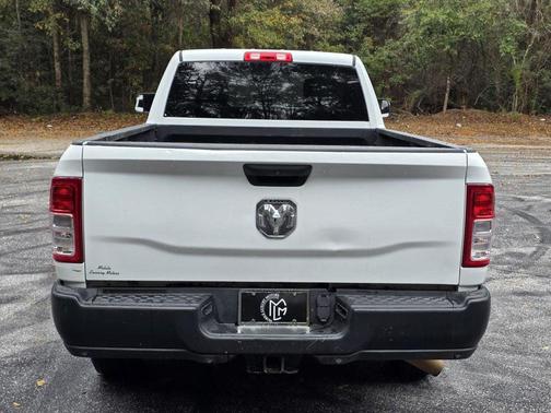 2021 RAM 2500 Tradesman Crew Cab 4x2 8' Box