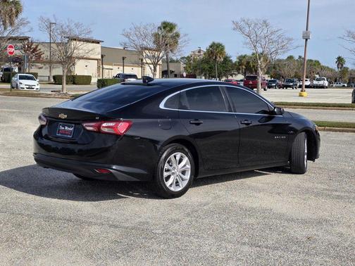 2021 Chevrolet Malibu FWD LT
