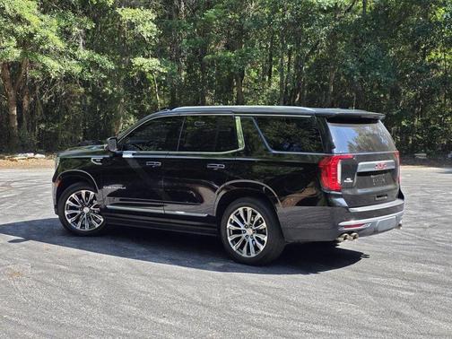 Black 2021 GMC Yukon Denali