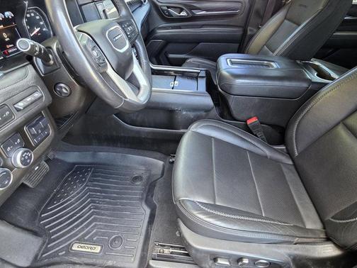Black 2021 GMC Yukon Denali