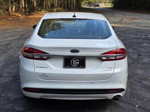 2018 Ford Fusion Hybrid SE