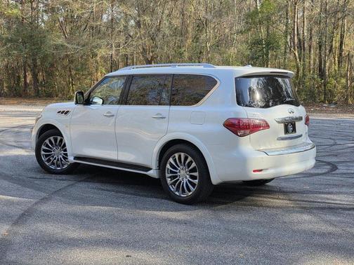 2016 INFINITI QX80 Base