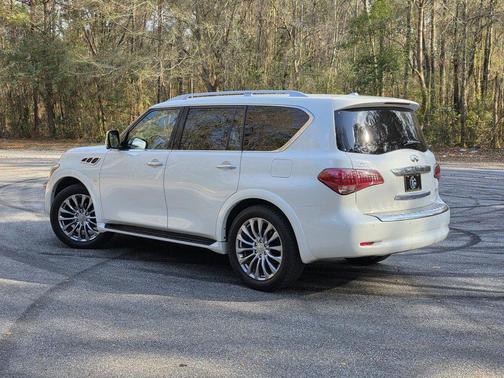 White 2016 INFINITI QX80 Base