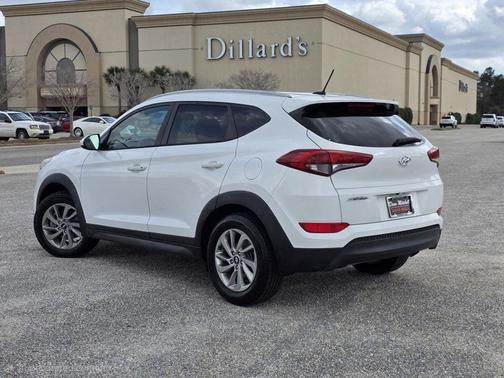 2016 Hyundai TUCSON SE