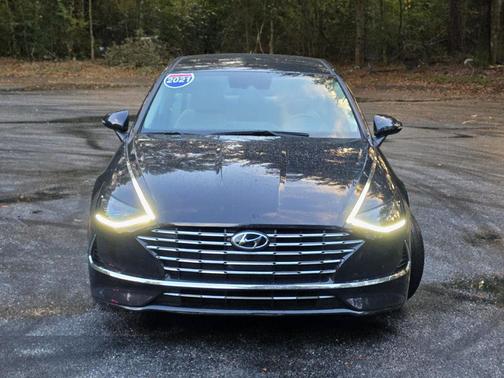 2023 Hyundai SONATA Hybrid SE