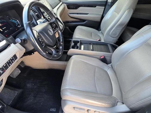 Maroon 2018 Honda Odyssey Elite
