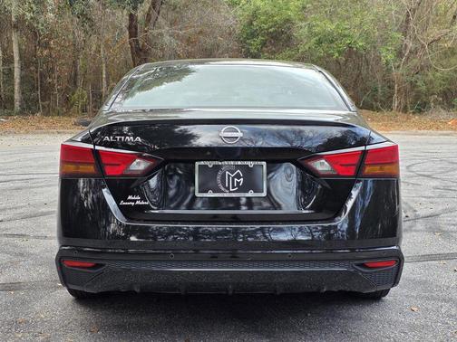 2023 Nissan Altima S FWD