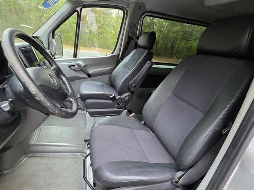 2011 Mercedes-Benz Sprinter 2500
