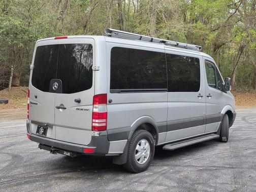 2011 Mercedes-Benz Sprinter 2500