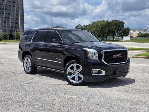 Black 2017 GMC Yukon Denali