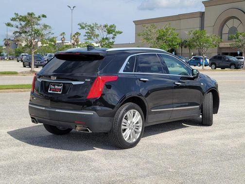 2018 Cadillac XT5 Premium Luxury