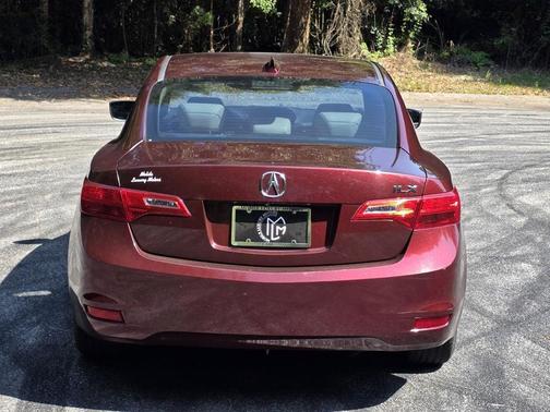 2013 Acura ILX 2.0L Technology